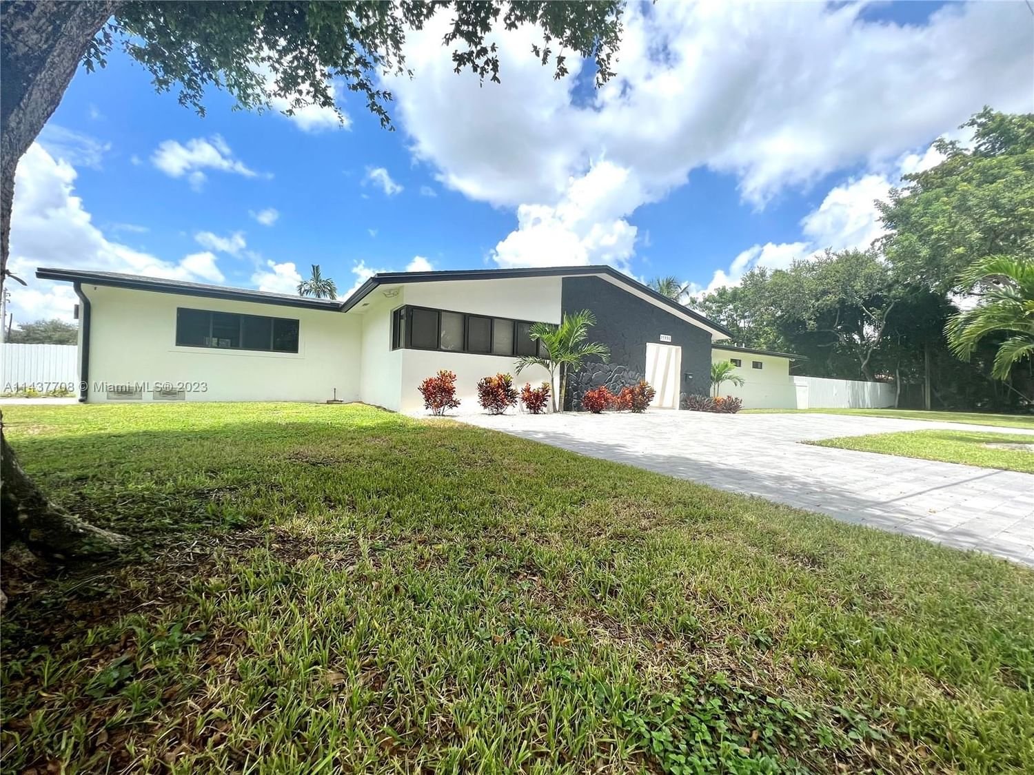 Real estate property located at 11990 84th Ave, Miami-Dade County, Miami, FL