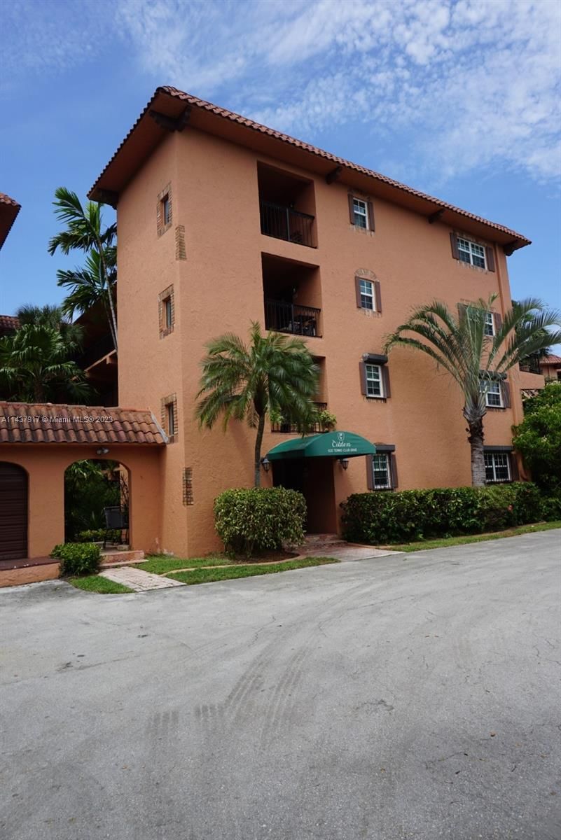 Real estate property located at 620 Tennis Club Dr #310, Broward County, Fort Lauderdale, FL