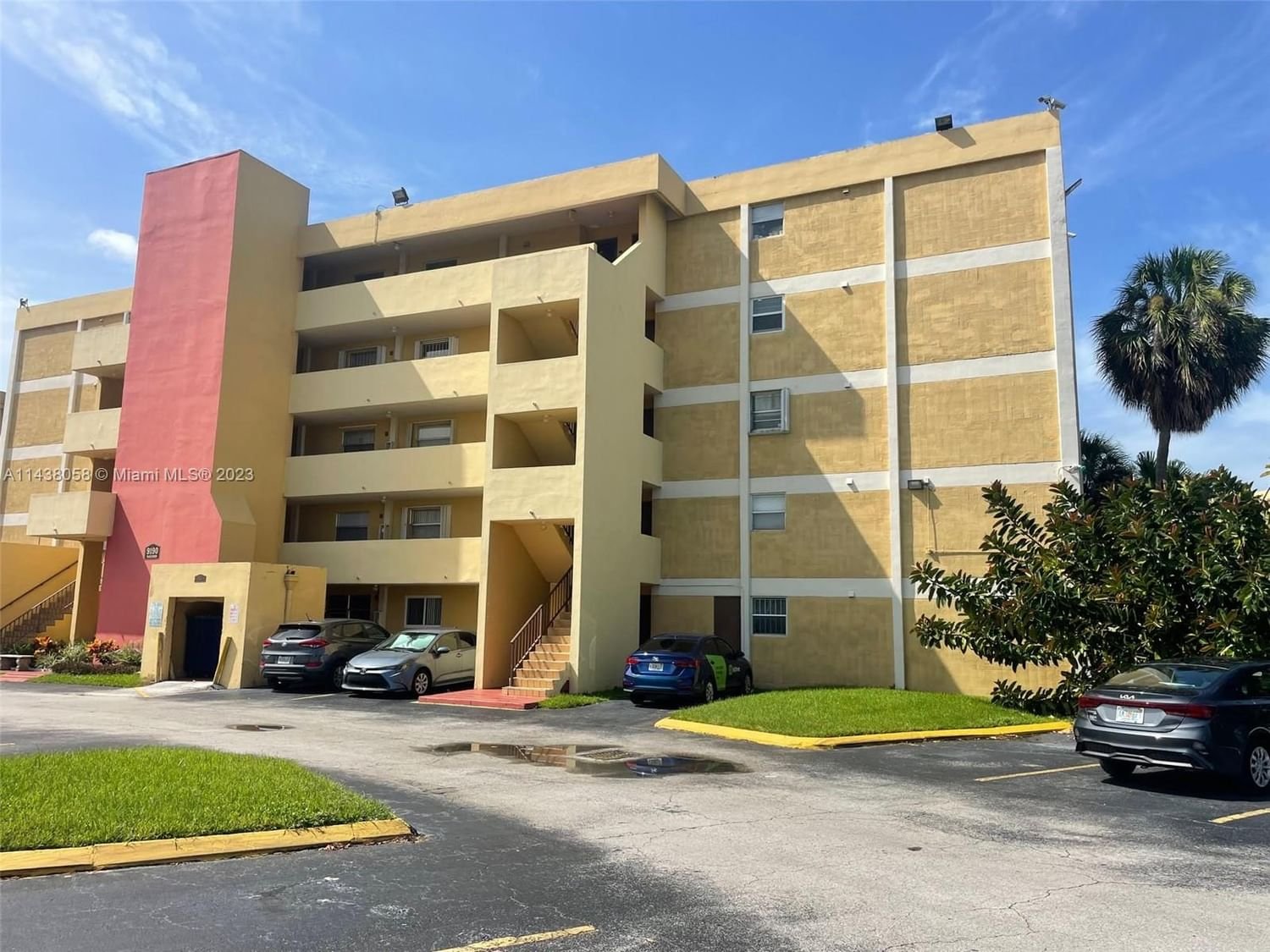 Real estate property located at 9190 Fontainebleau Blvd #204, Miami-Dade County, Miami, FL