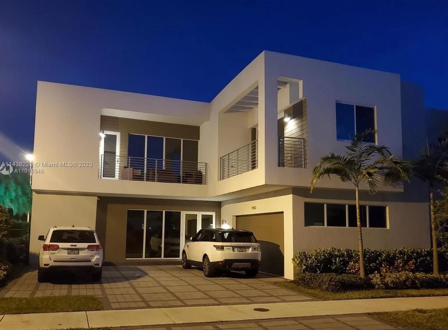 Real estate property located at 9940 74th Ter, Miami-Dade County, Doral, FL