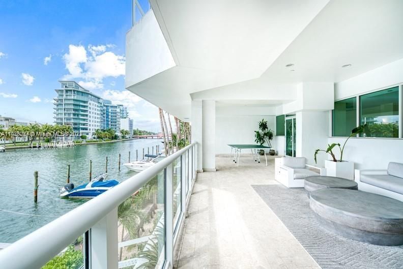 Real estate property located at 5900 Collins Ave #1506, Miami-Dade County, Miami Beach, FL