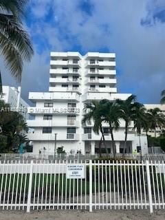 Real estate property located at 4301 Collins Ave #1001, Miami-Dade County, Miami Beach, FL