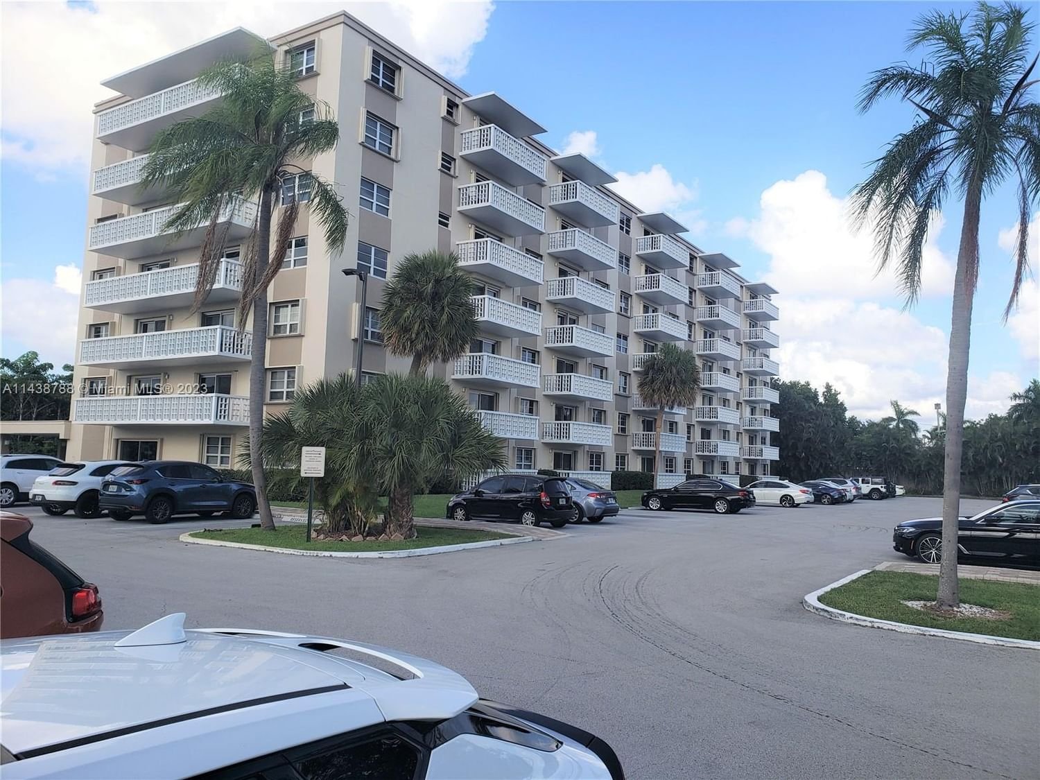 Real estate property located at 1831 38th St #202, Broward County, Oakland Park, FL