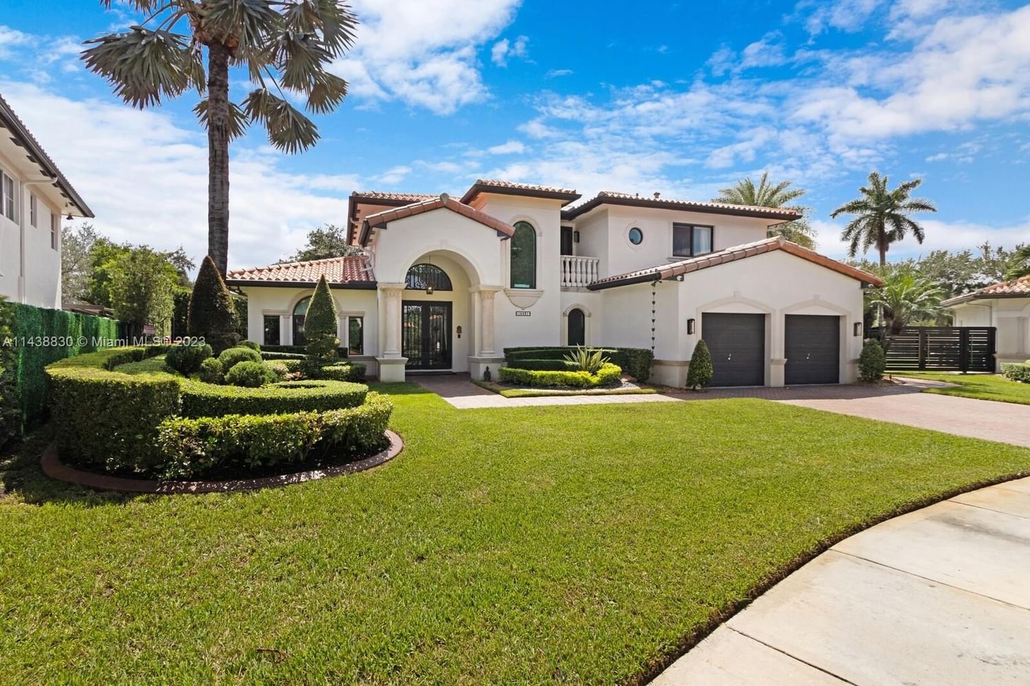 Real estate property located at 15631 79th Ct, Miami-Dade County, Miami Lakes, FL