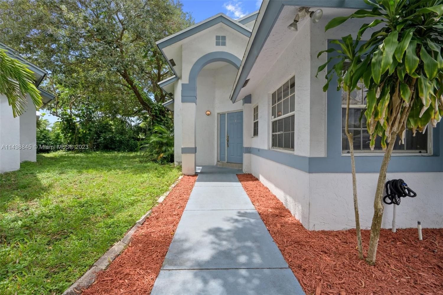 Real estate property located at 9952 16th St, Broward County, Pembroke Pines, FL