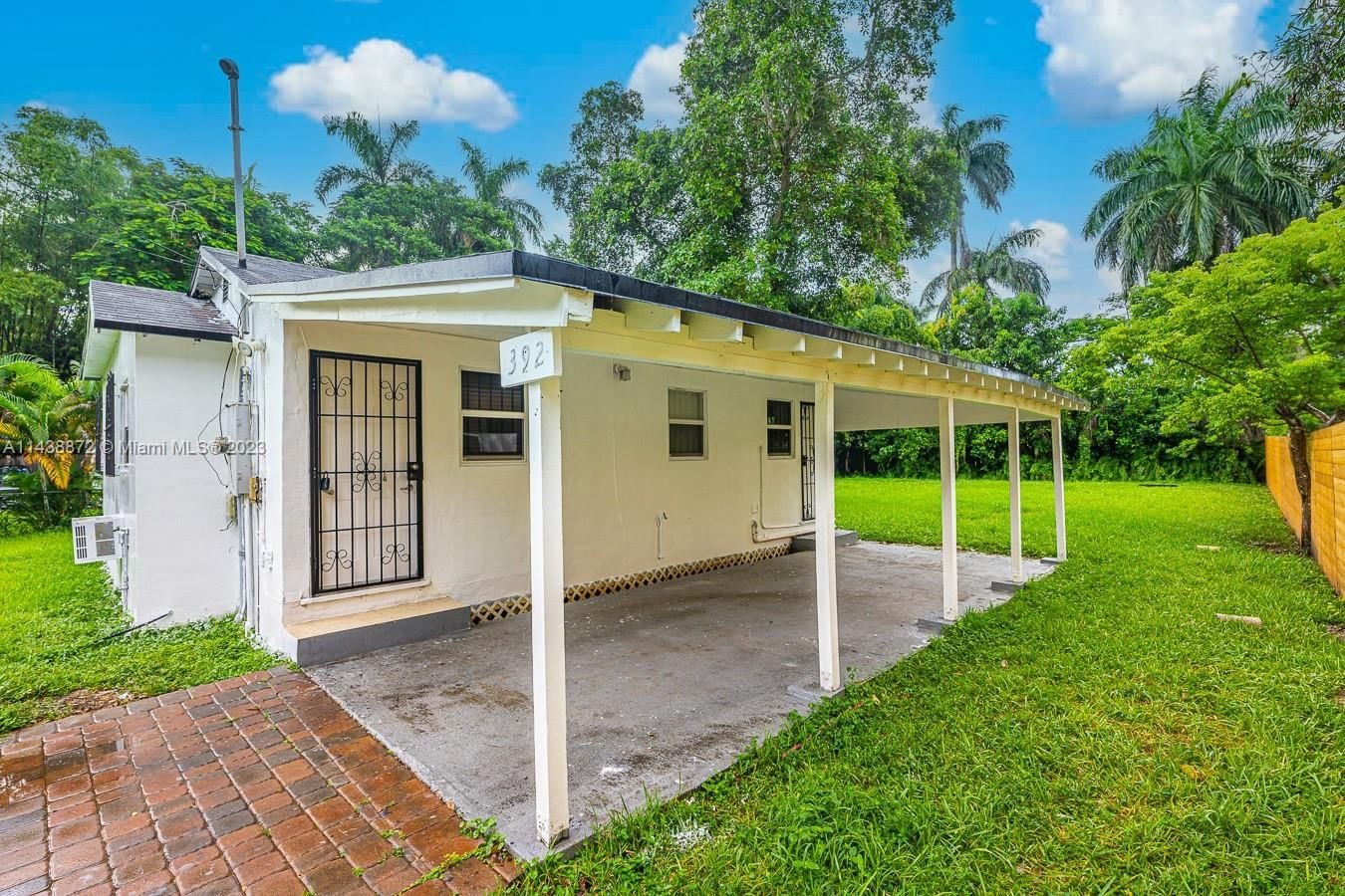 Real estate property located at 392 152nd St, Miami-Dade County, BISC GARDENS SEC A, Miami, FL