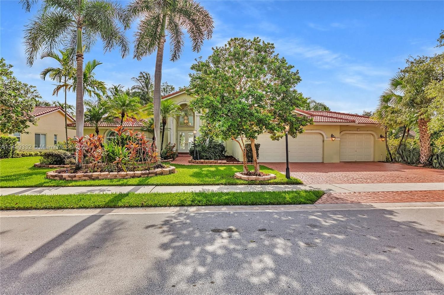 Real estate property located at 5033 100th Ter, Broward County, Coral Springs, FL