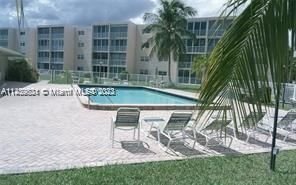 Real estate property located at 206 10th St #304, Broward County, MEADOWBROOK LAKES CONDO, Dania Beach, FL