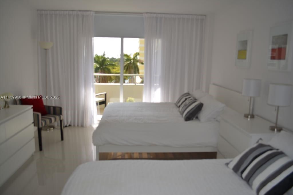 Real estate property located at 5555 Collins Ave #5T, Miami-Dade County, Miami Beach, FL