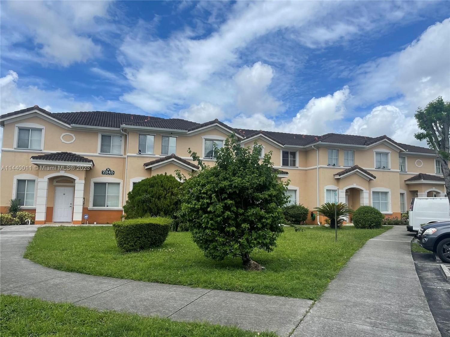 Real estate property located at 7345 174th Ter #101, Miami-Dade County, Hialeah, FL