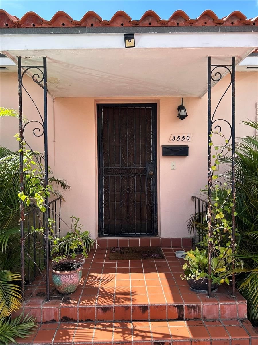 Real estate property located at 3550 4th Ter, Miami-Dade County, Miami, FL