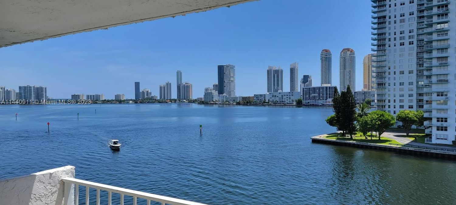 Real estate property located at 4000 170th St #604, Miami-Dade County, EDEN POINT NORTH CONDO, North Miami Beach, FL