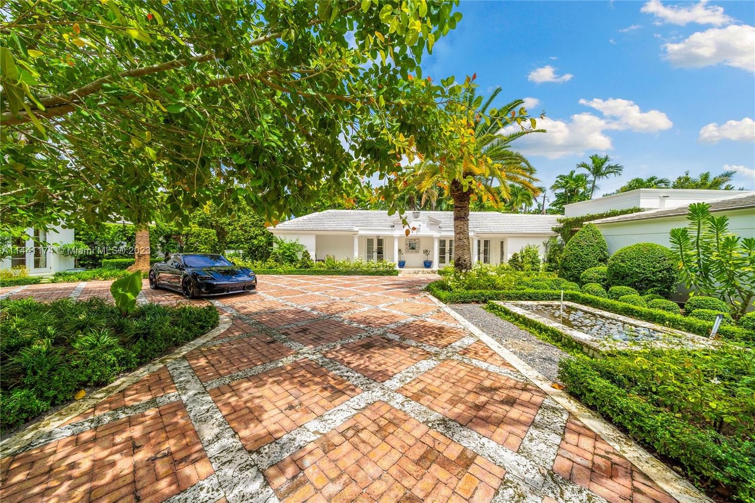 Real estate property located at 5050 Bay Rd, Miami-Dade County, Miami Beach, FL