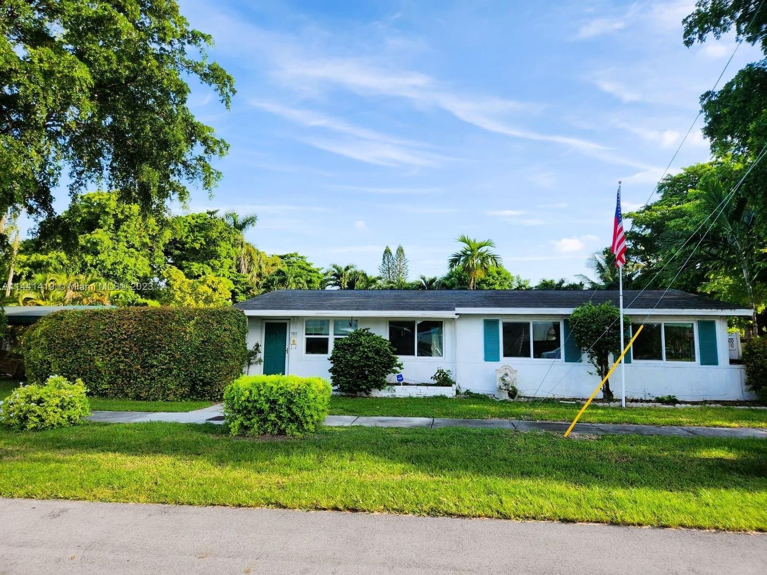 Real estate property located at 7557 34th St, Miami-Dade County, Miami, FL