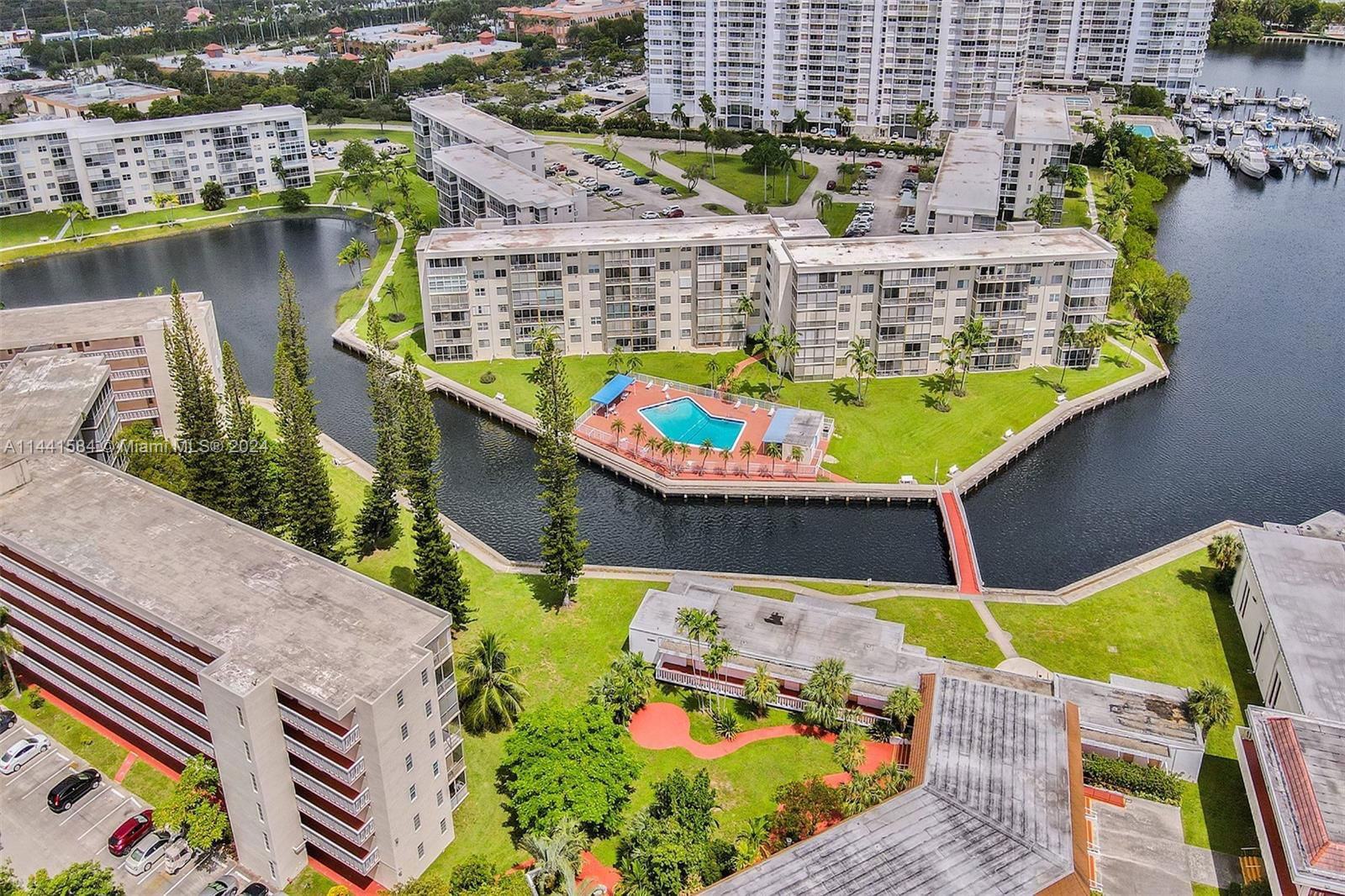 Real estate property located at 2855 Leonard Dr H109, Miami-Dade, POINT EAST SEC II CONDO, Aventura, FL