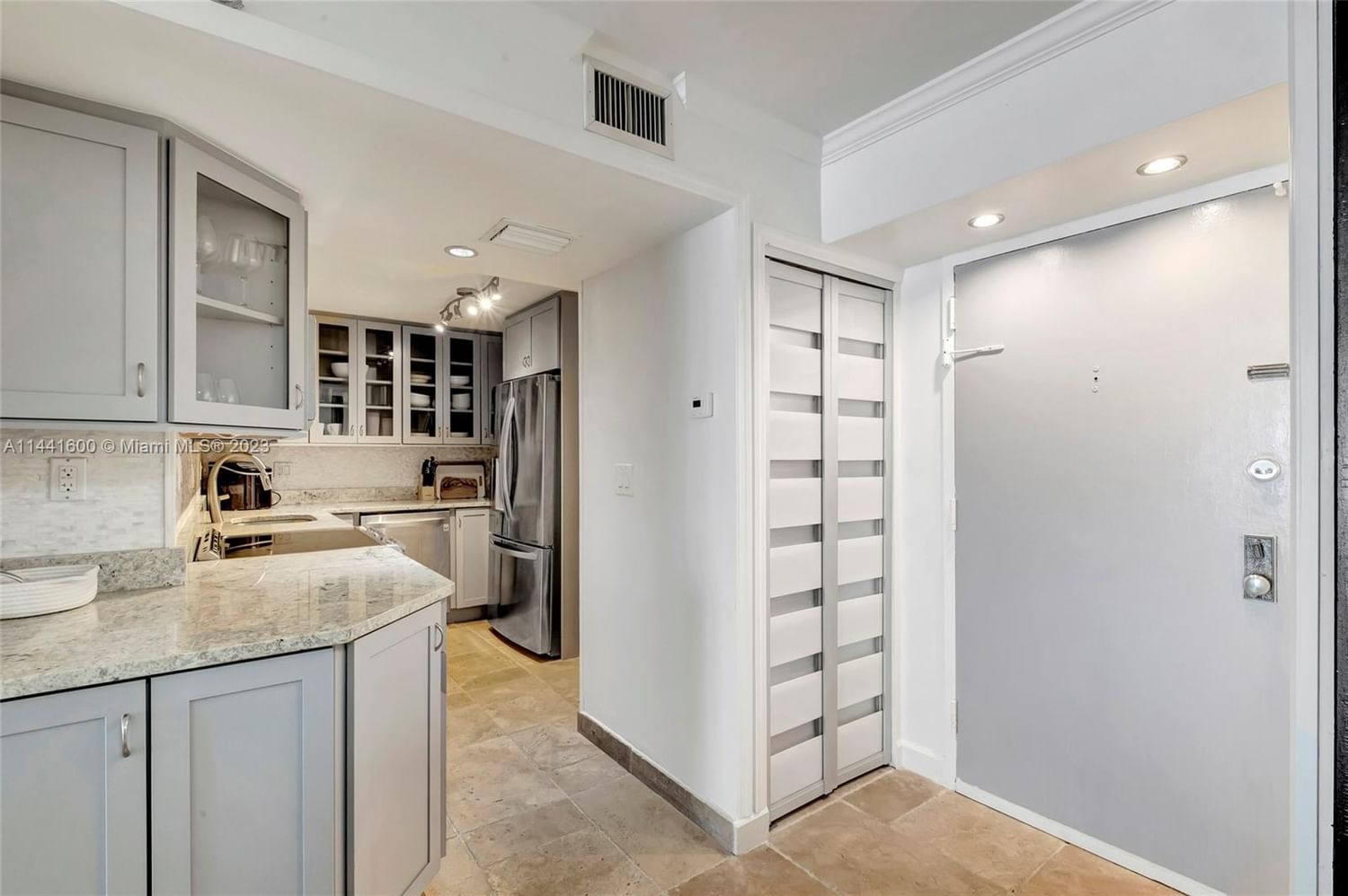 Real estate property located at 2401 Collins Ave #1411, Miami-Dade County, Miami Beach, FL