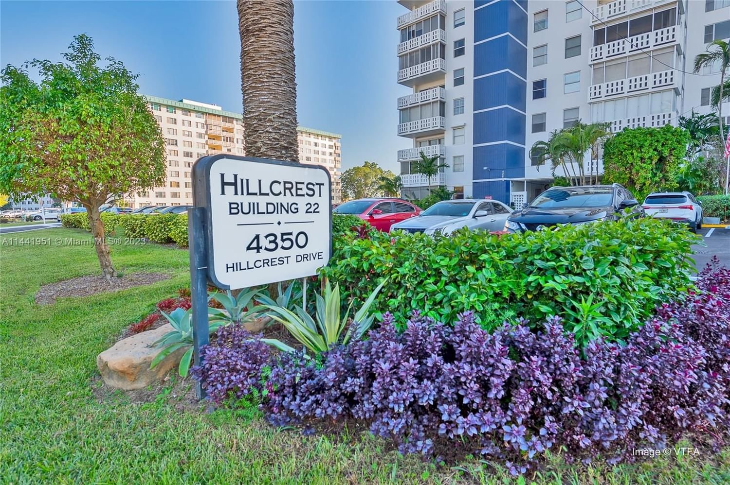 Real estate property located at 4350 Hillcrest Dr #506, Broward County, HILLCREST EAST 22, Hollywood, FL