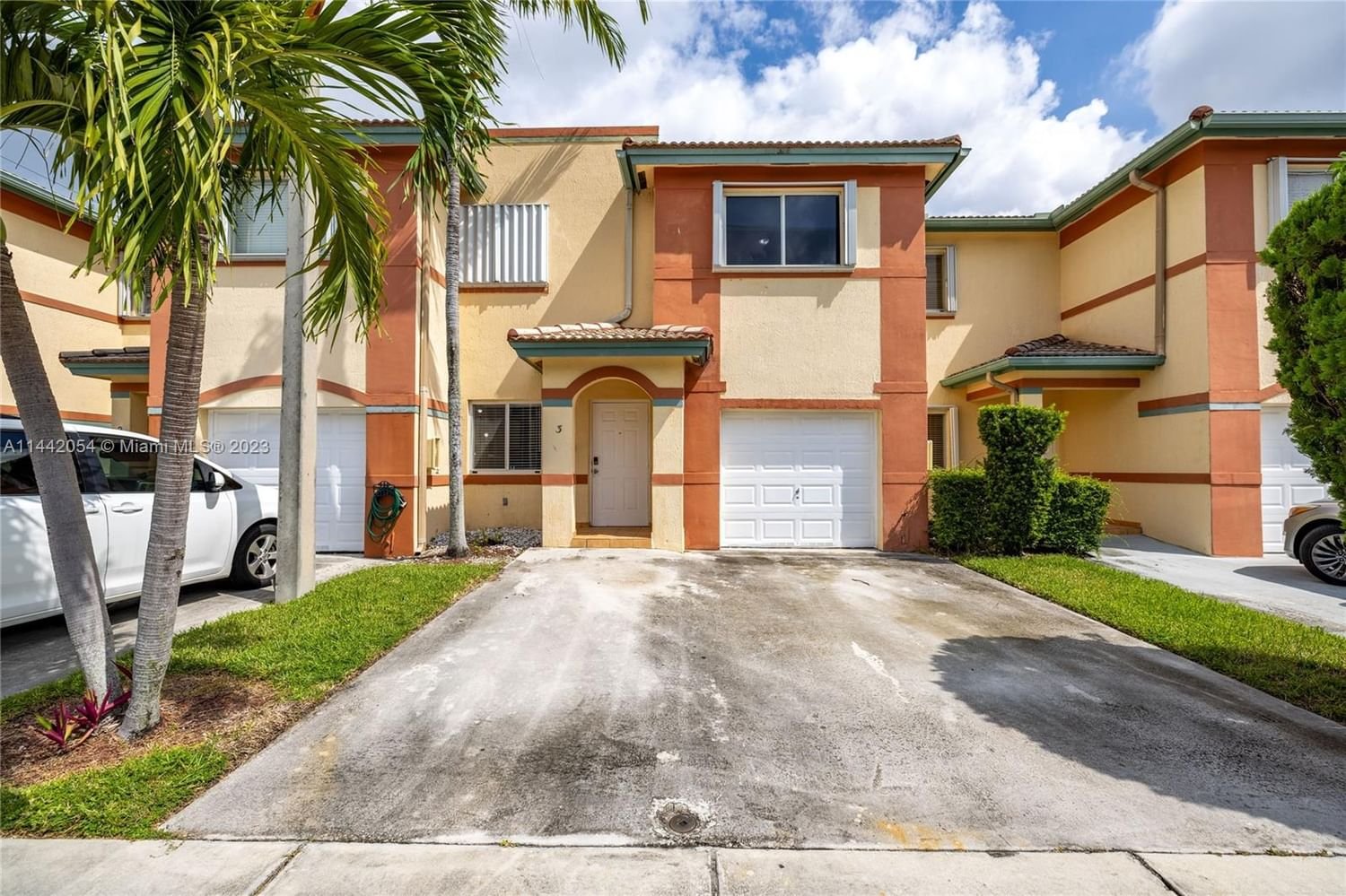 Real estate property located at 3871 147th Ave #3, Miami-Dade County, Miami, FL