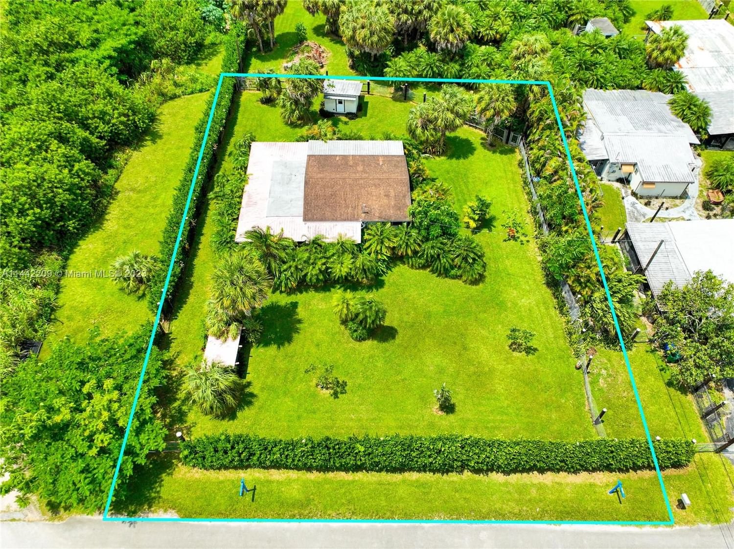 Real estate property located at 22980 122nd Pl, Miami-Dade County, Miami, FL