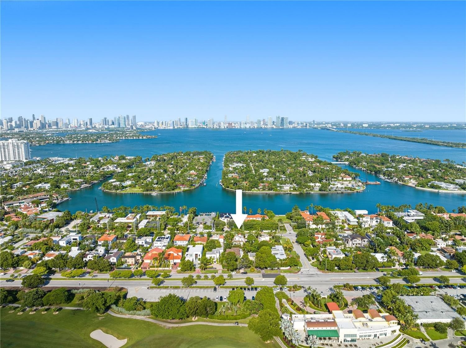 Real estate property located at 2211 Bay Rd, Miami-Dade County, Miami Beach, FL