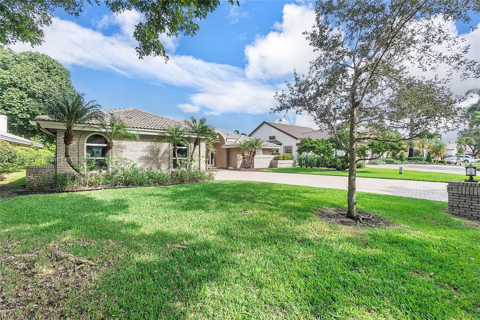 Real estate property located at 11999 Classic Dr, Broward County, Coral Springs, FL