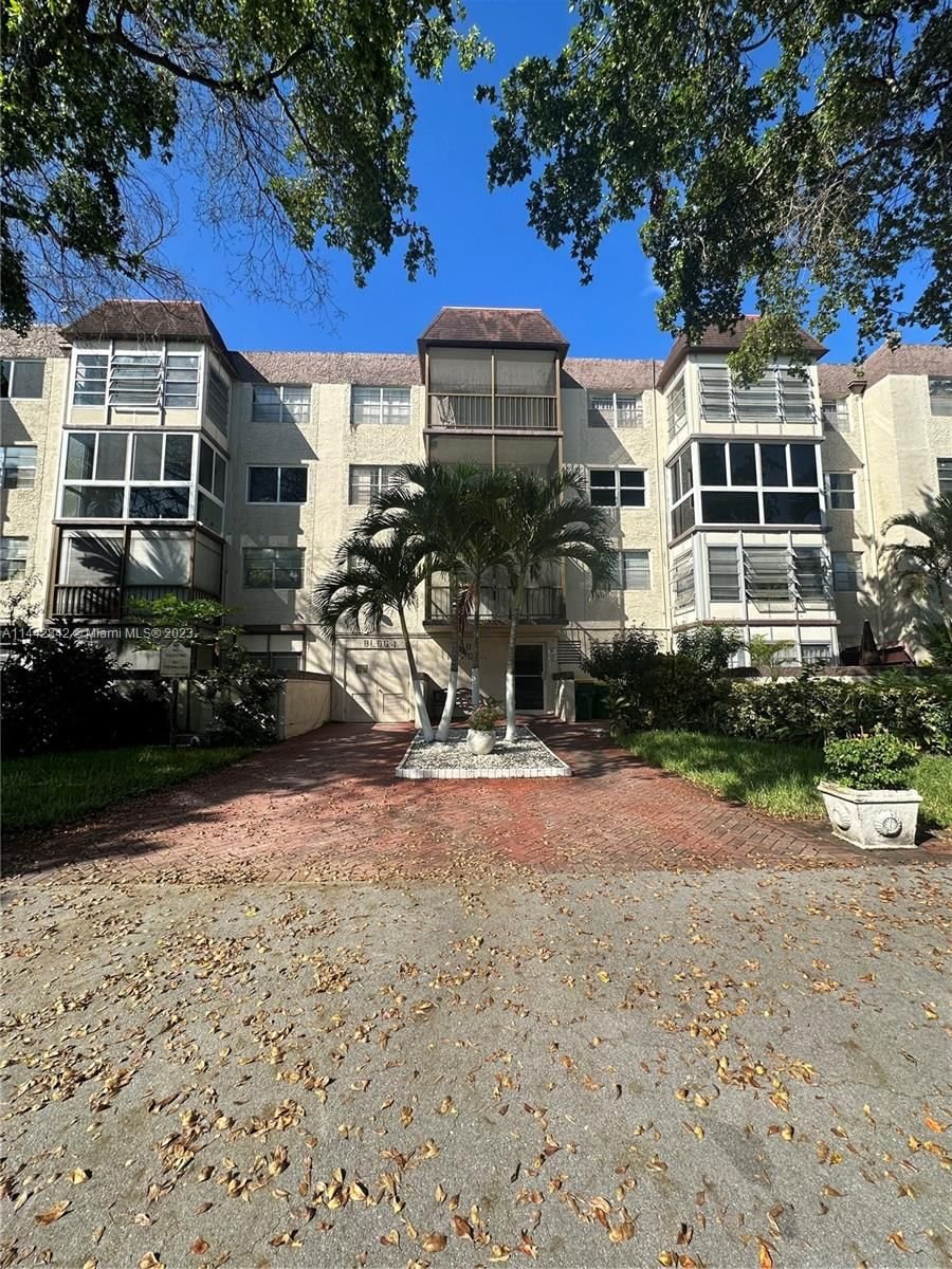 Real estate property located at 1681 70th Ave #304, Broward County, Plantation, FL