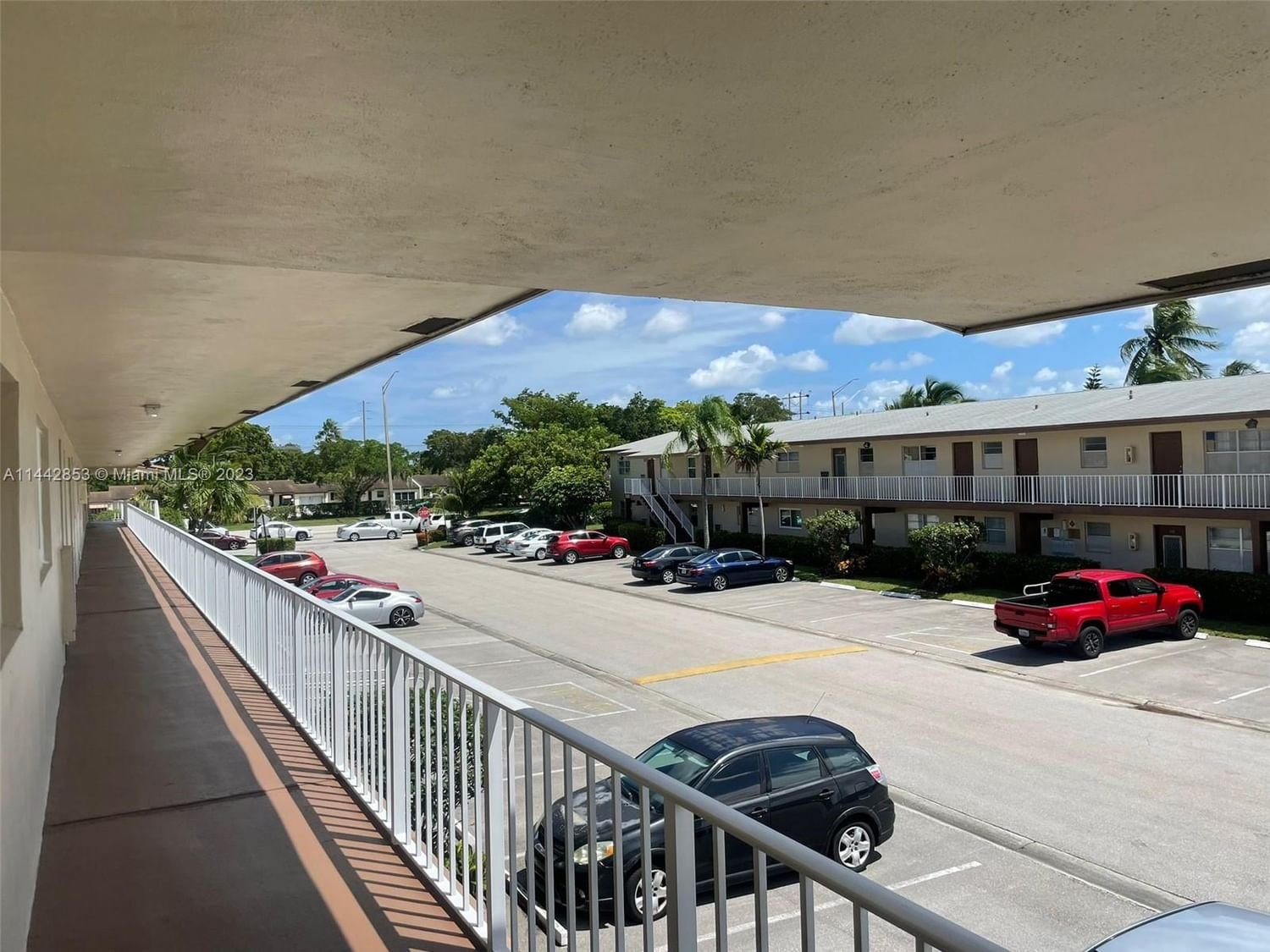 Real estate property located at 7205 4th Pl #202, Broward County, ORIOLE GARDENS 5 CONDO, Margate, FL