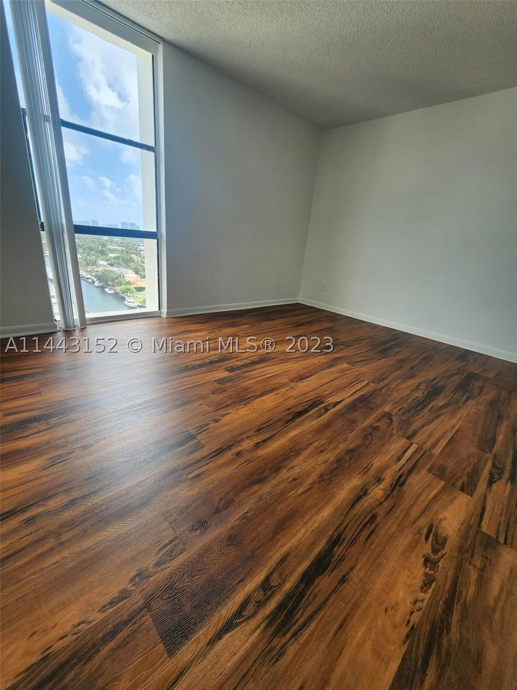 Real estate property located at 13499 Biscayne Blvd #1513, Miami-dade, Sailboat Cay Condo, North Miami, FL