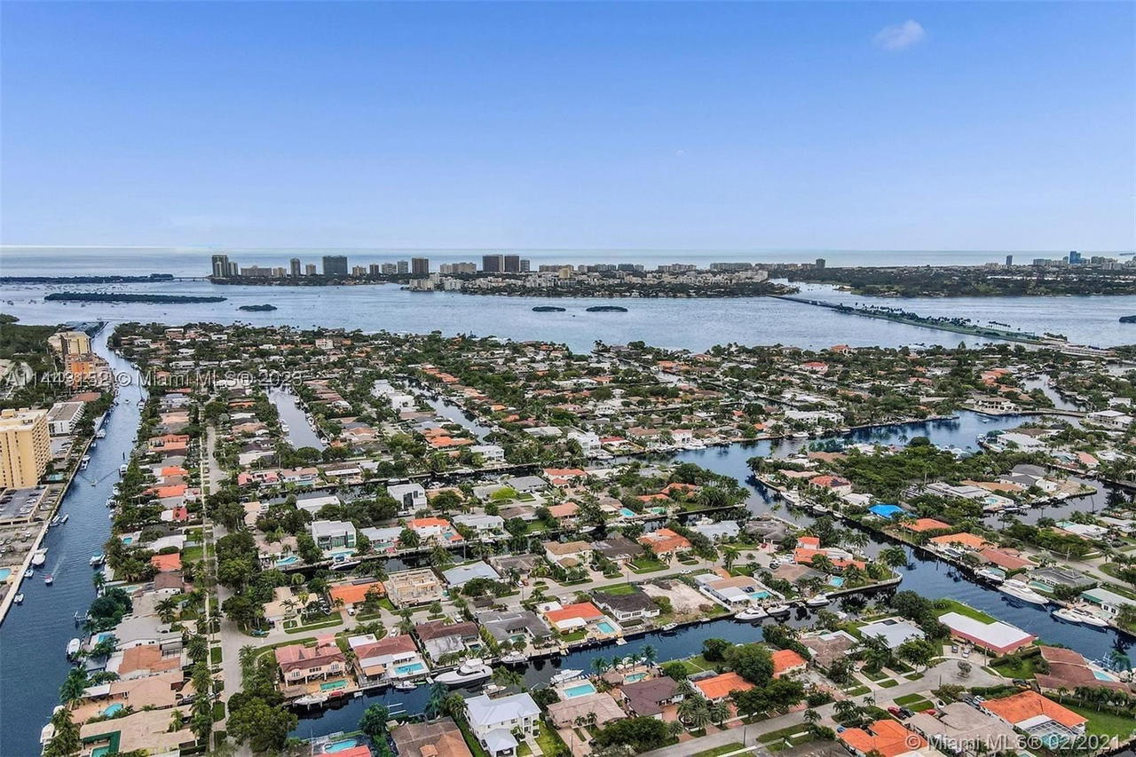 Real estate property located at 13499 Biscayne Blvd #1513, Miami-dade, Sailboat Cay Condo, North Miami, FL