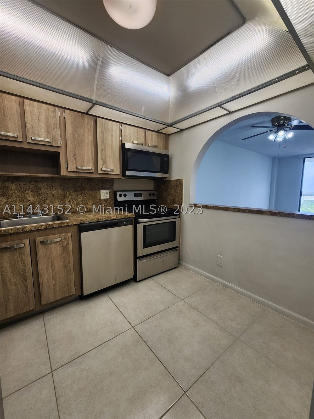 Real estate property located at 13499 Biscayne Blvd #1513, Miami-dade, Sailboat Cay Condo, North Miami, FL