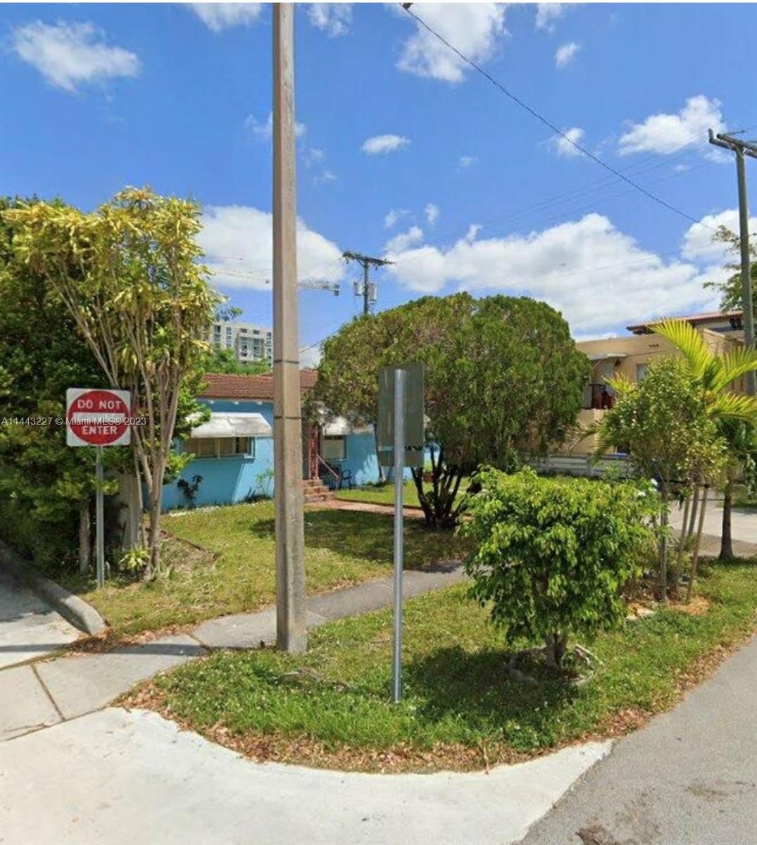 Real estate property located at 3737 1st St, Miami-Dade County, Miami, FL