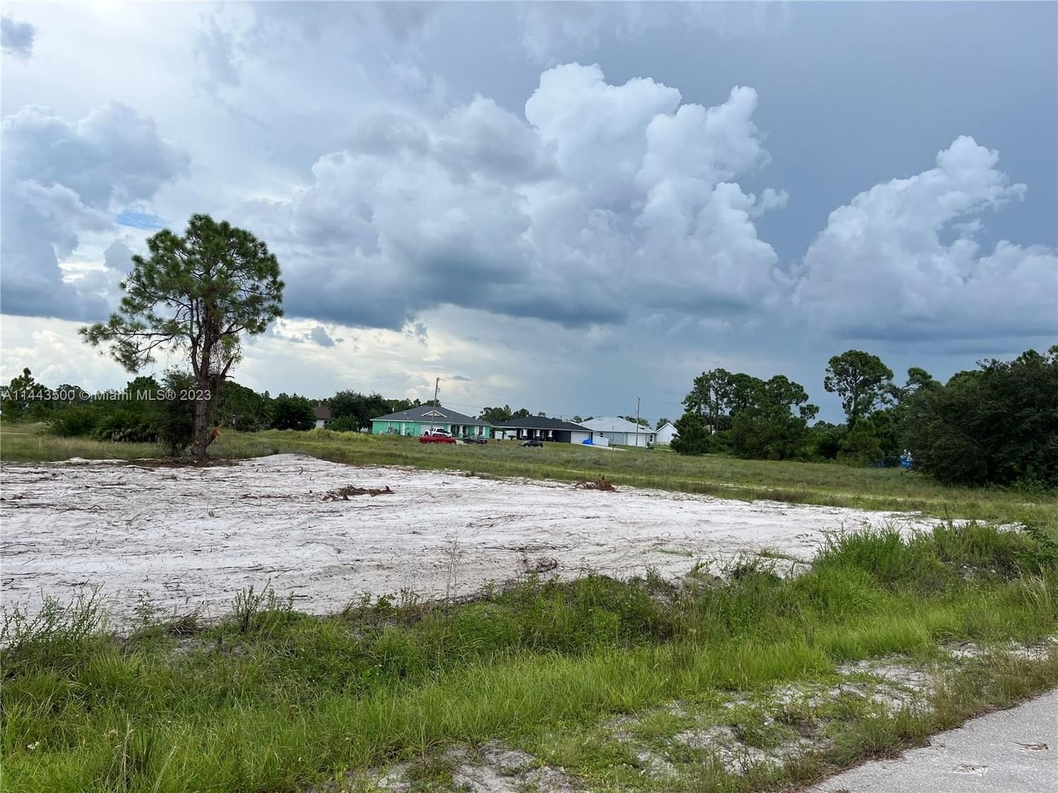 Real estate property located at 2700 39, Lee County, Lehigh Acres, FL