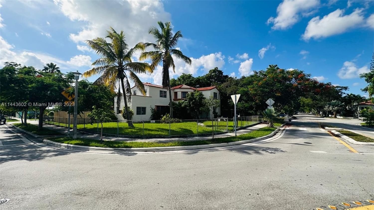 Real estate property located at 1414 19th Ave, Miami-Dade County, WESTMOOR, Miami, FL