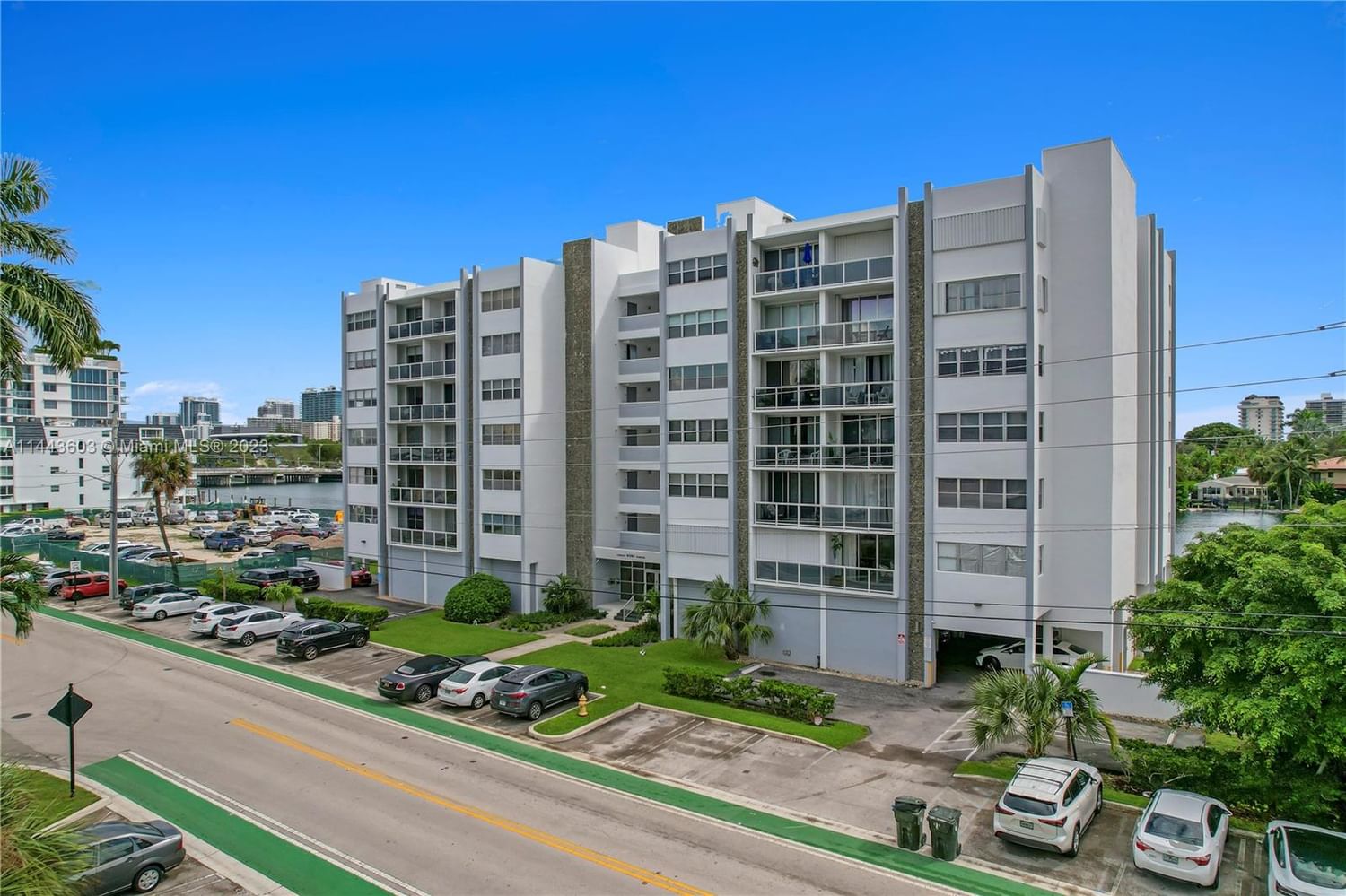 Real estate property located at 9381 Bay Harbor Dr #301N, Miami-Dade County, LONDON TOWERS CONDO, Bay Harbor Islands, FL