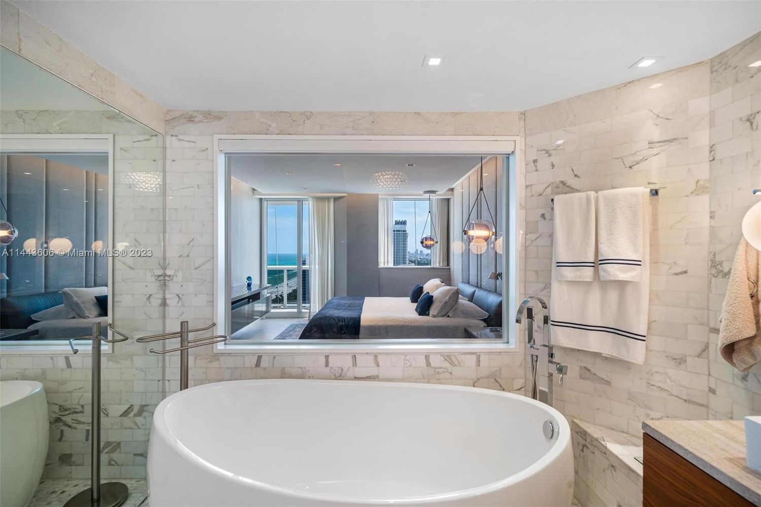 Real estate property located at 4775 Collins Ave #2603, Miami-Dade County, Miami Beach, FL