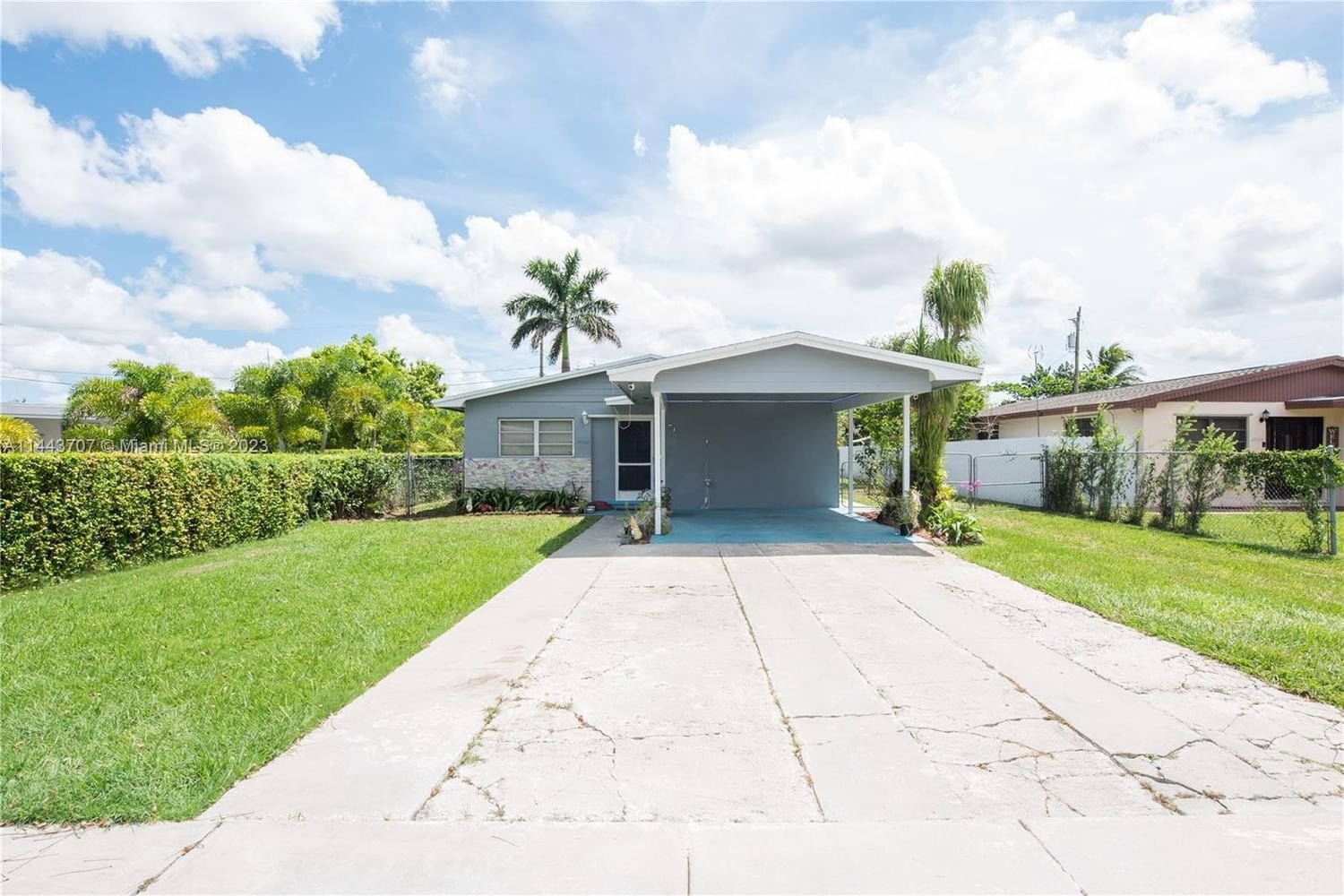 Real estate property located at 17320 302nd St, Miami-Dade County, KINGS COURT, Homestead, FL