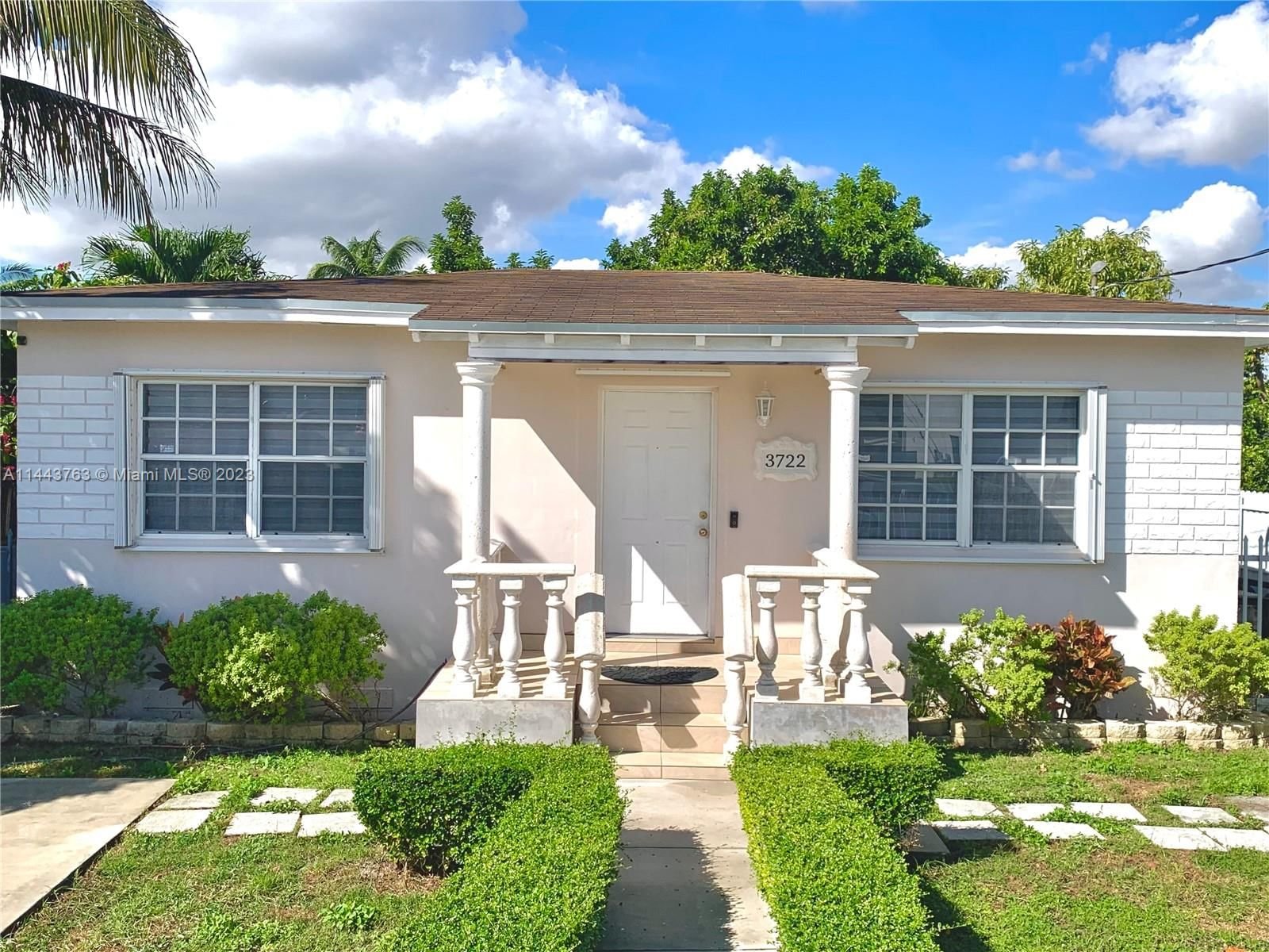 Real estate property located at 3722 88th Pl, Miami-Dade County, BIRD RD HIGHLANDS, Miami, FL