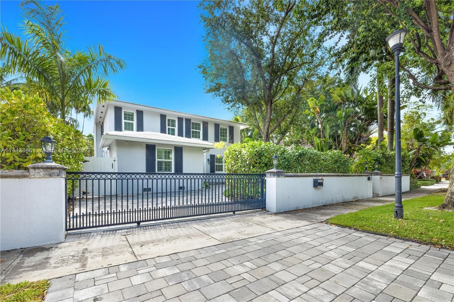 Real estate property located at 4531 Bay Rd, Miami-Dade County, Miami Beach, FL