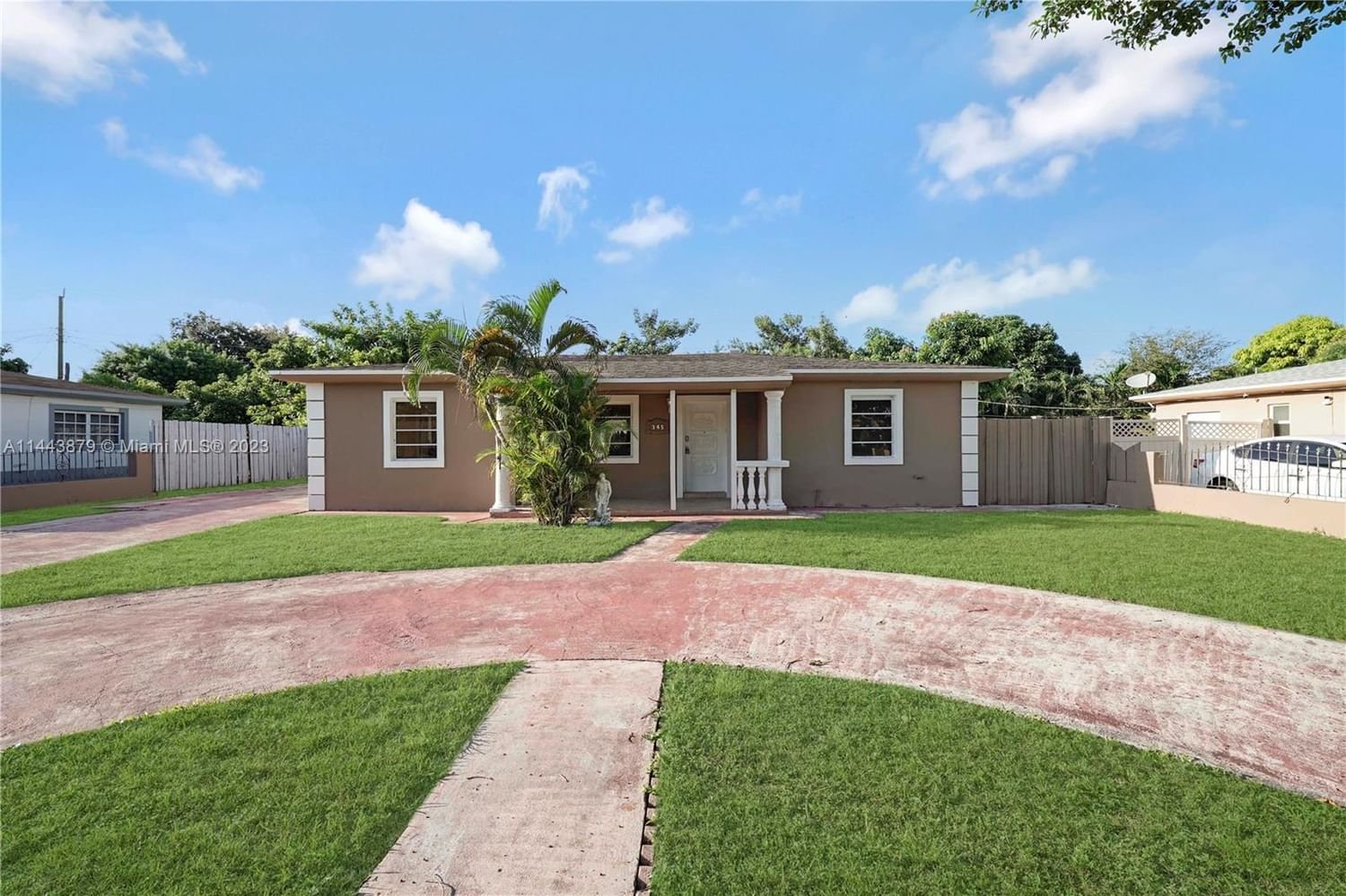 Real estate property located at 345 189th Ter, Miami-Dade County, Miami Gardens, FL
