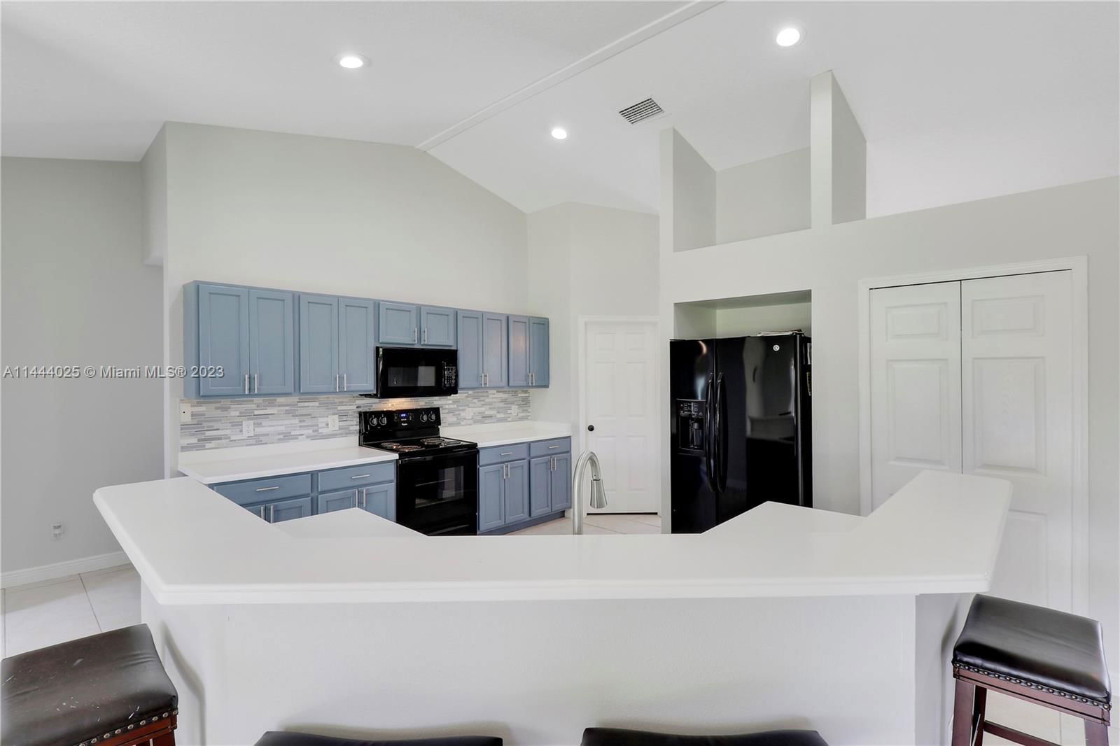 Real estate property located at 270 Voltair Ter, St Lucie County, Port St. Lucie, FL