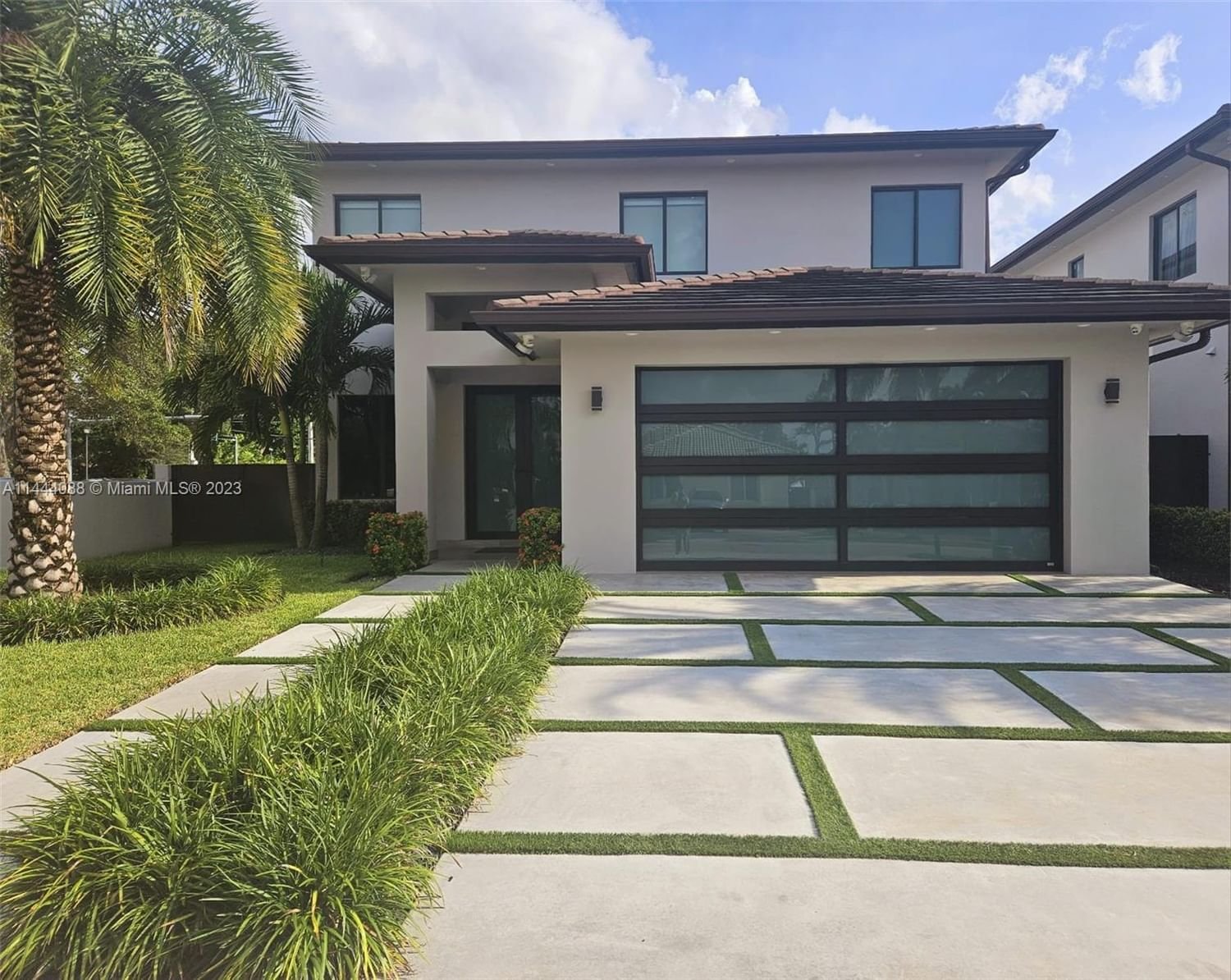 Real estate property located at 8706 146th Ln, Miami-Dade County, Miami Lakes, FL