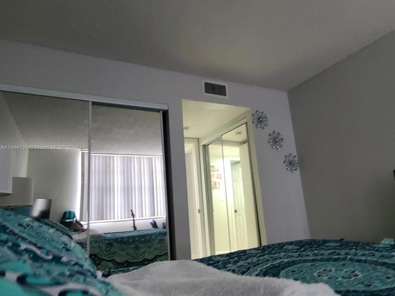 Real estate property located at 496 165th St Rd D112, Miami-dade, Montecarlo Condo, Miami, FL