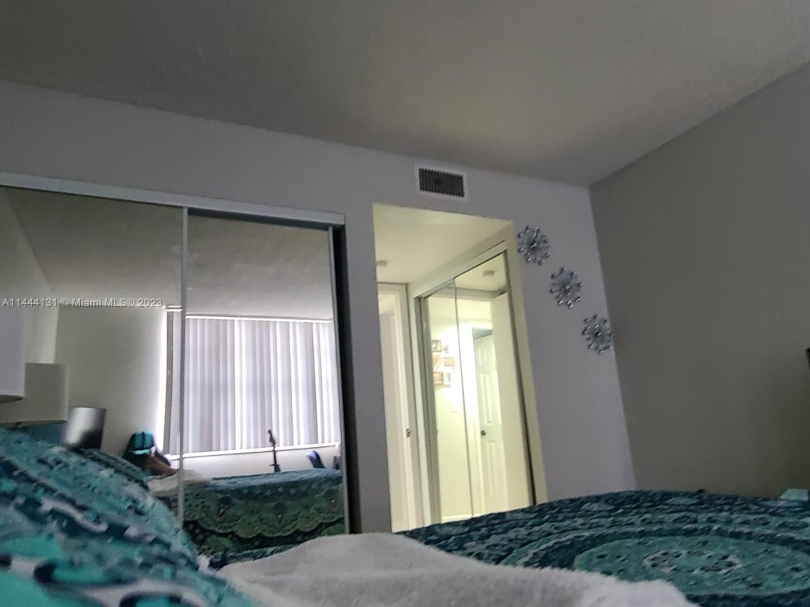 Real estate property located at 496 165th St Rd D112, Miami-dade, Montecarlo Condo, Miami, FL