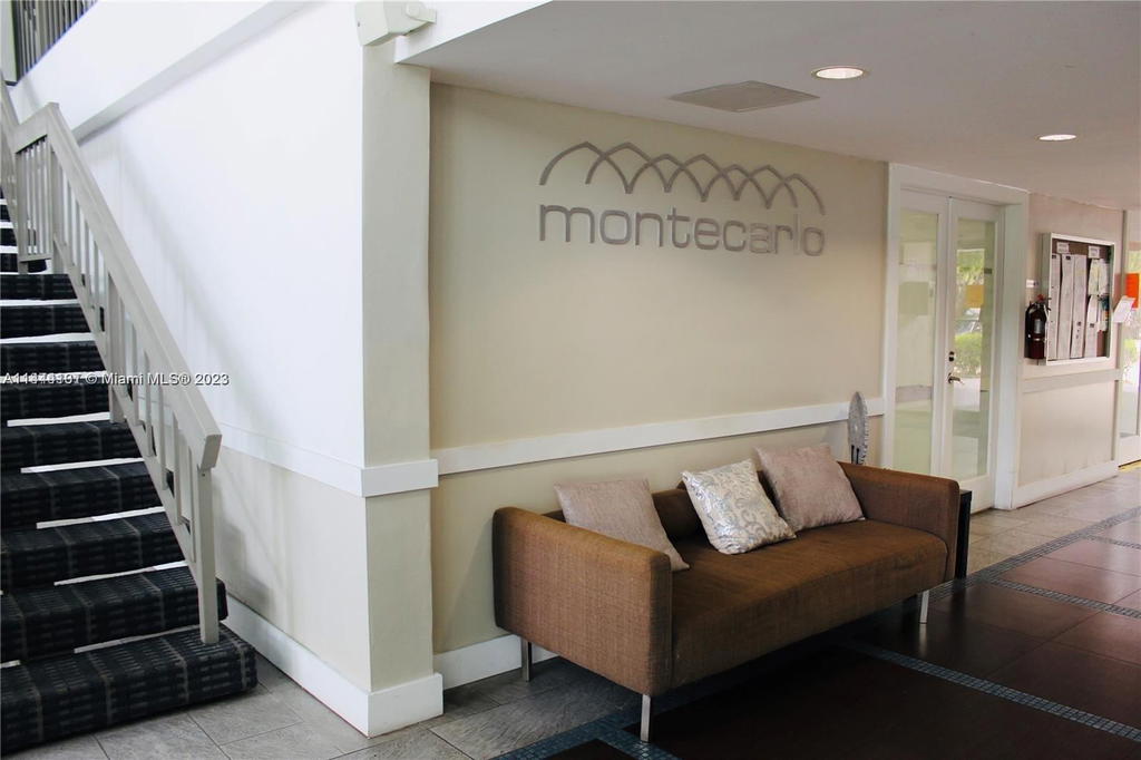 Real estate property located at 496 165th St Rd D112, Miami-dade, Montecarlo Condo, Miami, FL