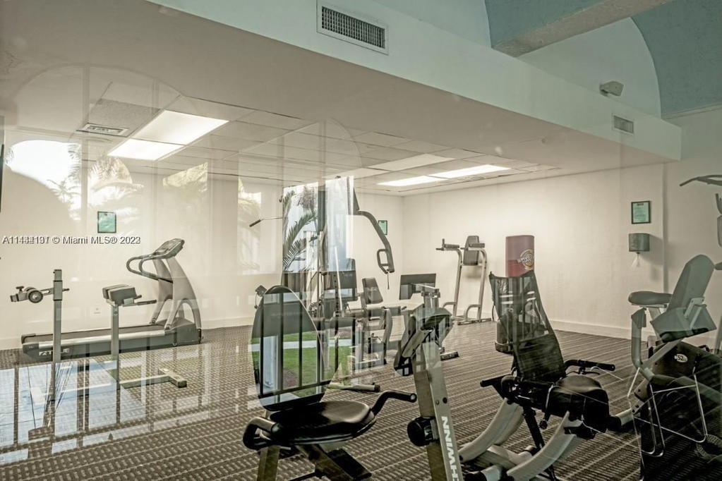 Real estate property located at 496 165th St Rd D112, Miami-dade, Montecarlo Condo, Miami, FL