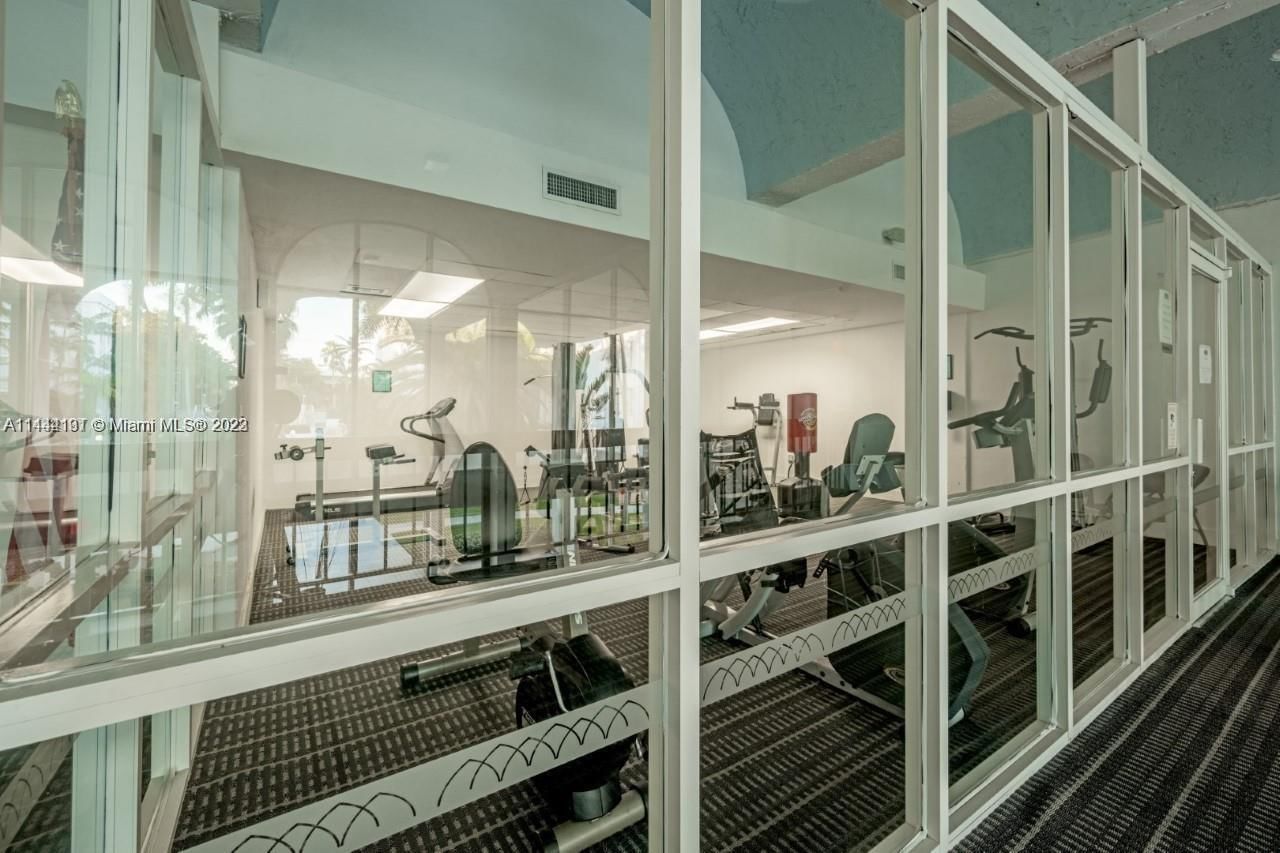 Real estate property located at 496 165th St Rd D112, Miami-dade, Montecarlo Condo, Miami, FL