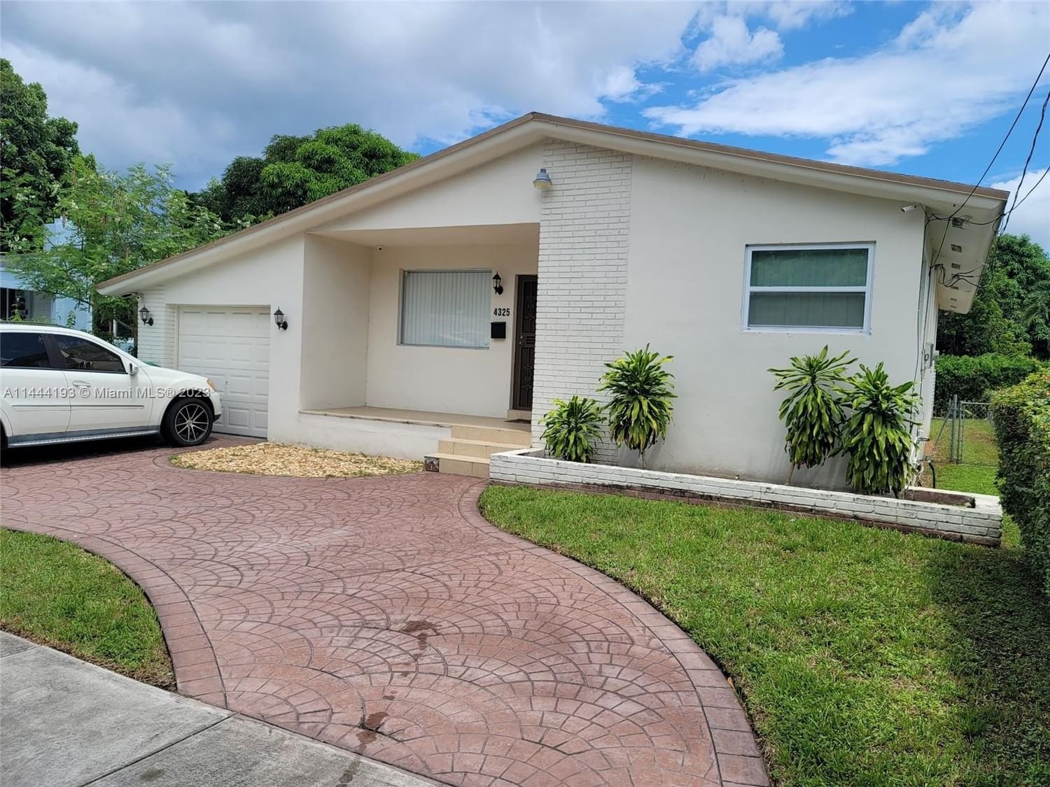 Real estate property located at 4325 10th Ave, Miami-Dade County, Miami, FL