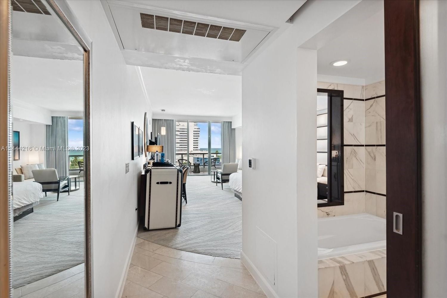 Real estate property located at 4391 Collins Ave #504, Miami-Dade County, Miami Beach, FL