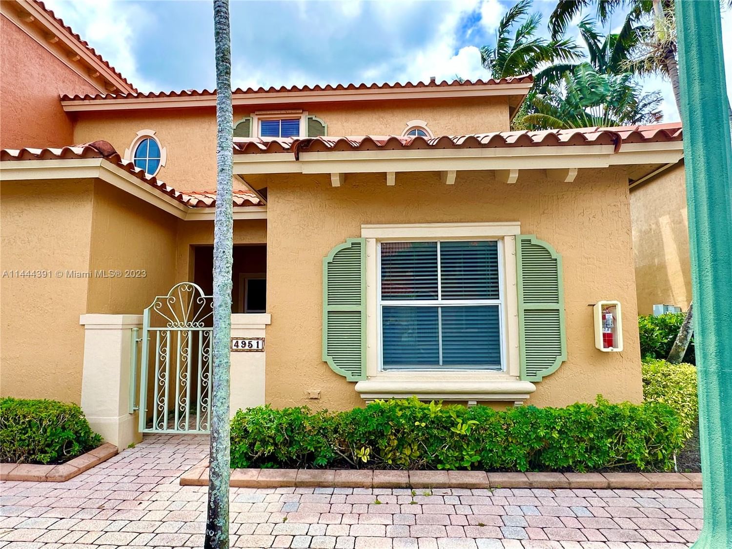 Real estate property located at 4951 Leeward Ln #3107, Broward County, Dania Beach, FL