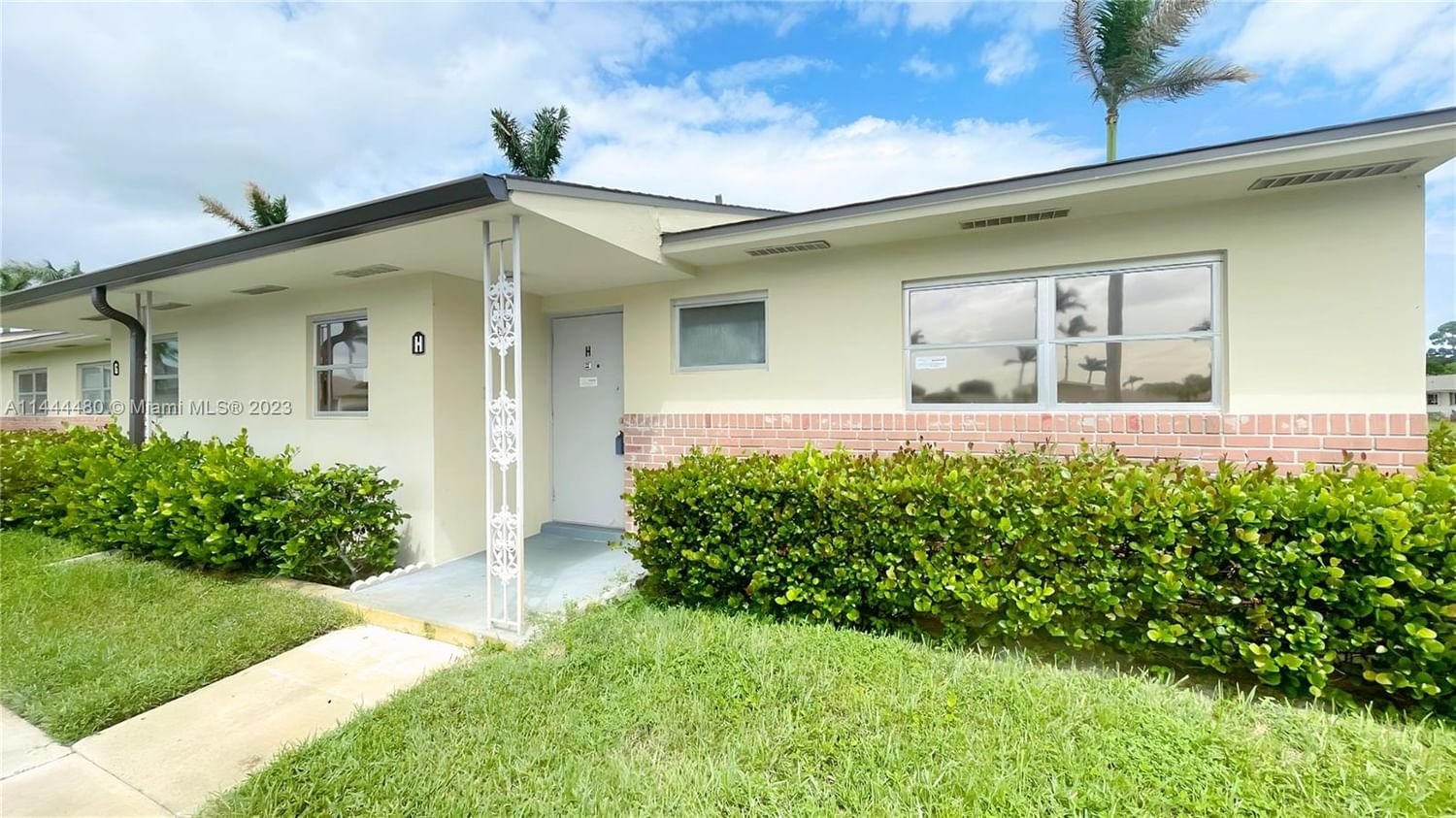 Real estate property located at 2811 Ashley Dr E H, Palm Beach County, West Palm Beach, FL